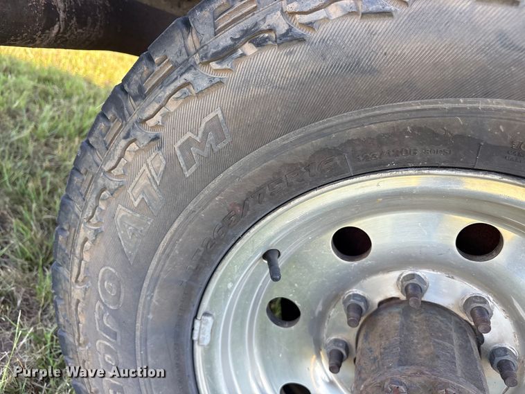 image for item DY0934 1997 Ford F350 Crew Cab pickup truck