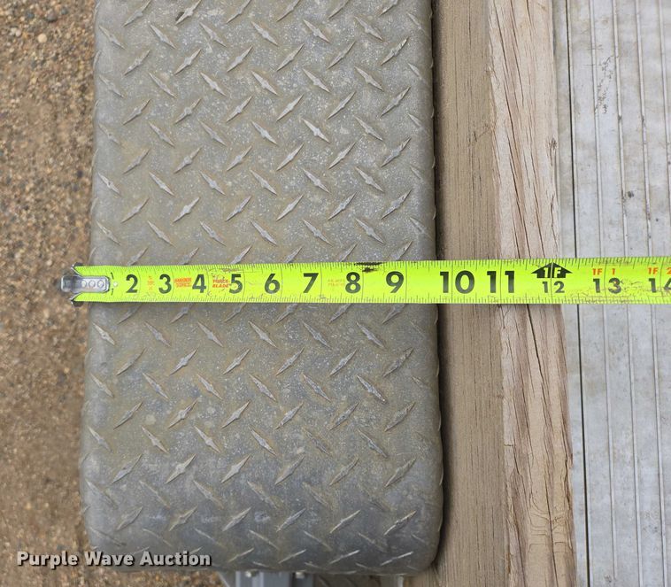 image for item DY1086 2014 DCT Silverline utility trailer