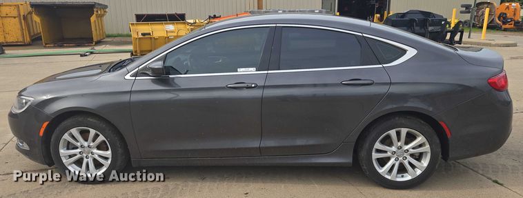 image for item DY1087 2015 Chrysler 200 