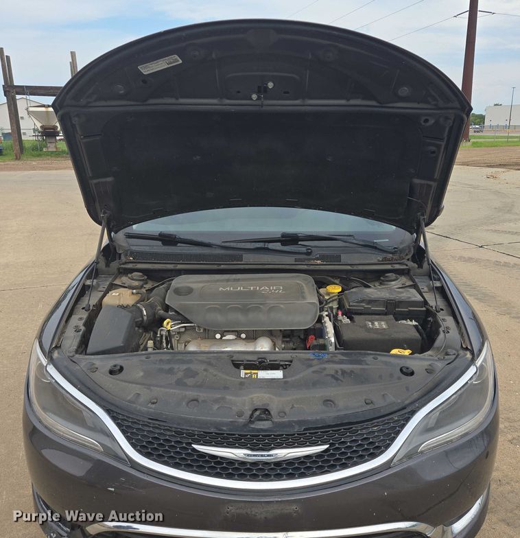 image for item DY1087 2015 Chrysler 200 