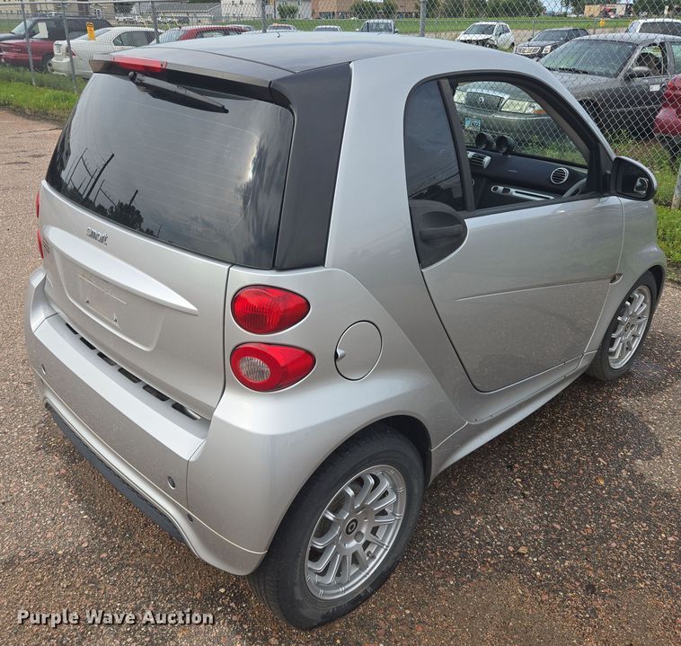image for item DY1089 2013 Smart Fortwo 