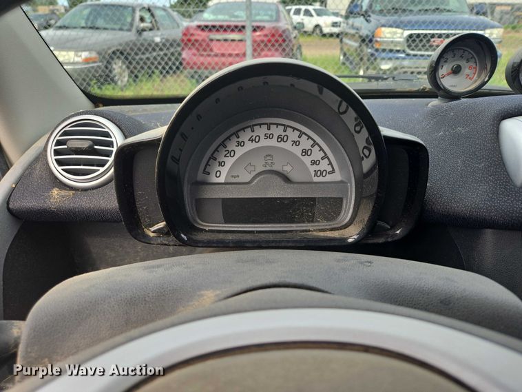 image for item DY1089 2013 Smart Fortwo 