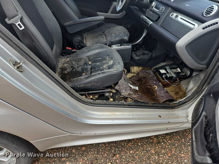 image for item DY1089 2013 Smart Fortwo 