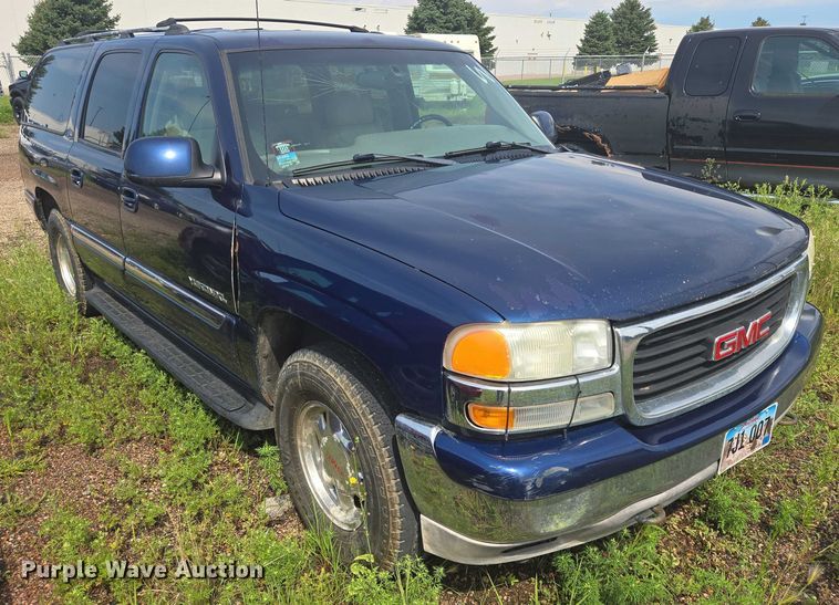 image for item DY1092 2000 GMC Yukon Xl SUV