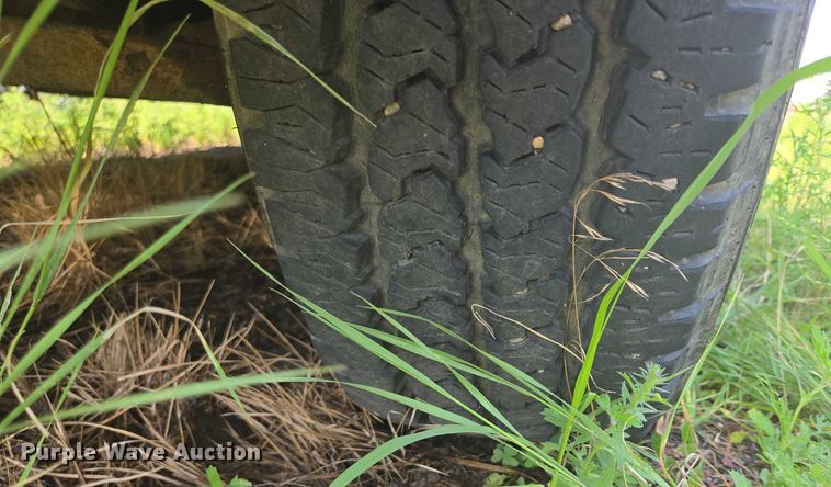 image for item DY1092 2000 GMC Yukon Xl SUV