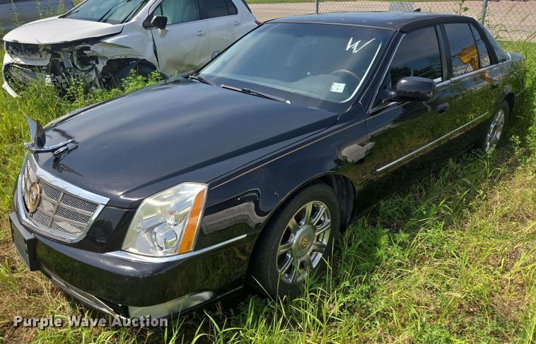 image for item DY1094 2010 Cadillac DTS 