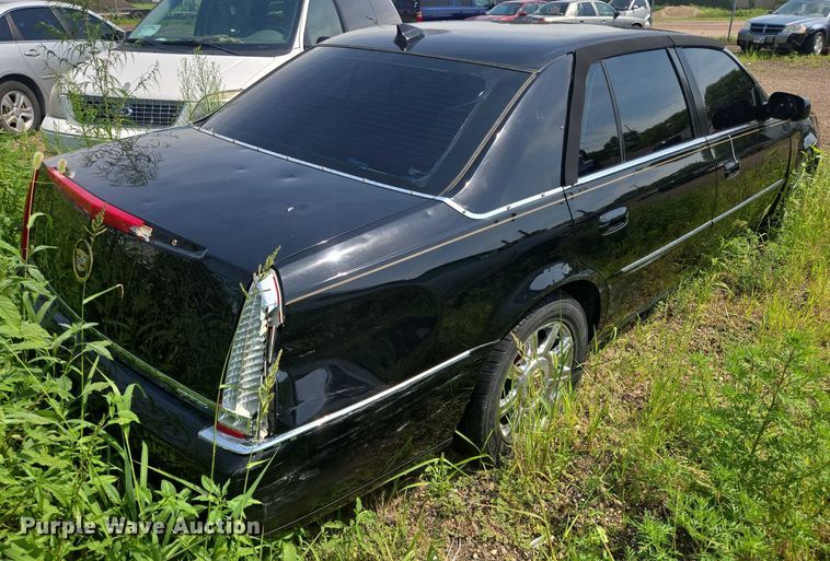 image for item DY1094 2010 Cadillac DTS 
