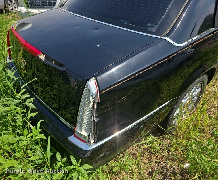 image for item DY1094 2010 Cadillac DTS 