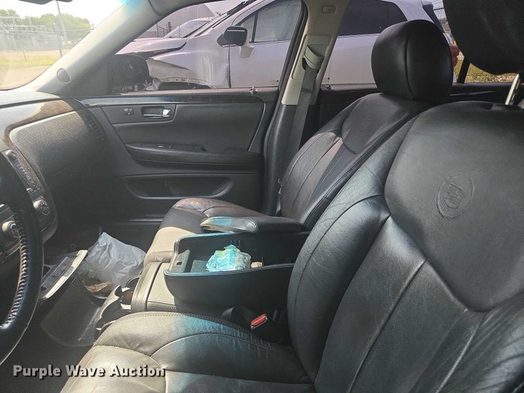 image for item DY1094 2010 Cadillac DTS 