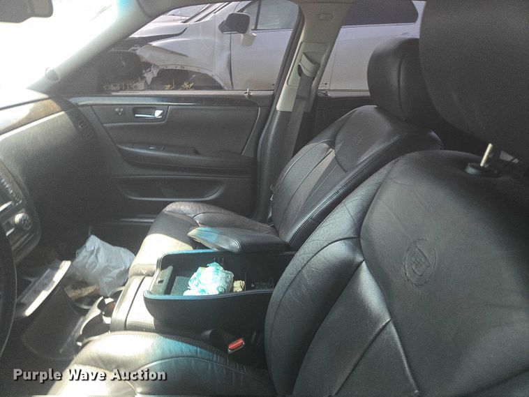 image for item DY1094 2010 Cadillac DTS 