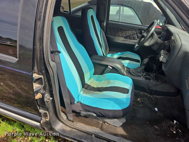 image for item DY1095 1997 Chevrolet Blazer SUV