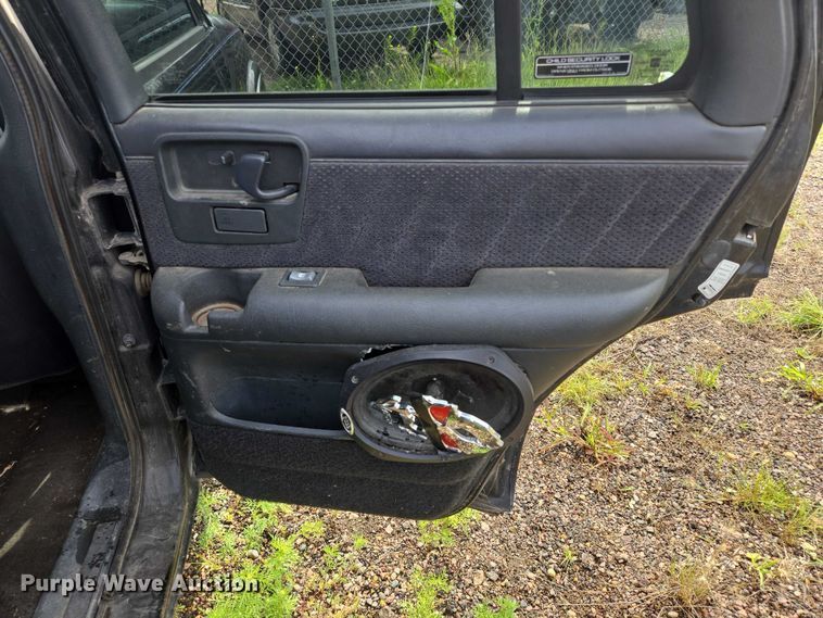 image for item DY1095 1997 Chevrolet Blazer SUV