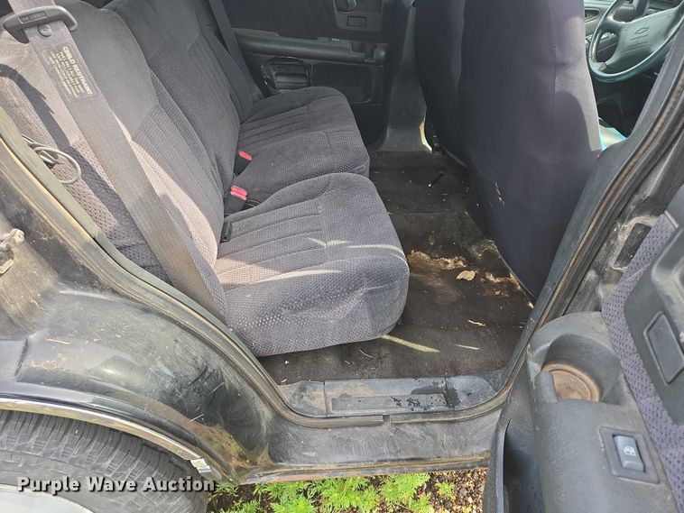 image for item DY1095 1997 Chevrolet Blazer SUV