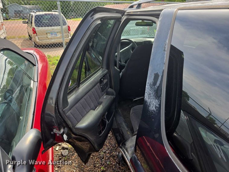 image for item DY1095 1997 Chevrolet Blazer SUV