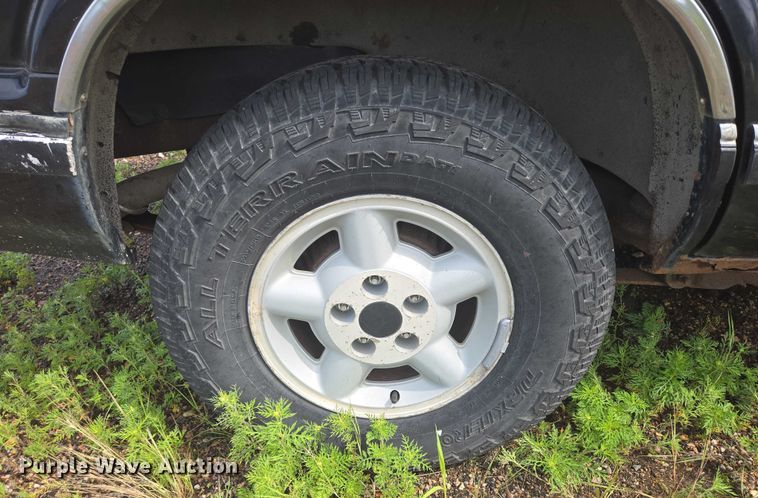 image for item DY1095 1997 Chevrolet Blazer SUV