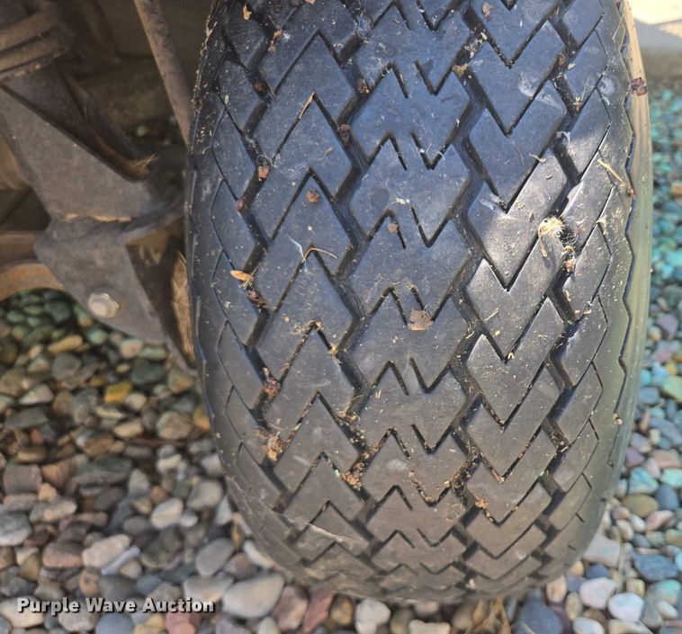 image for item DY1097 Yamaha YTF2X3 golf cart