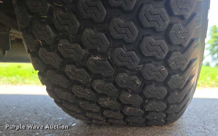 image for item DY1097 Yamaha YTF2X3 golf cart