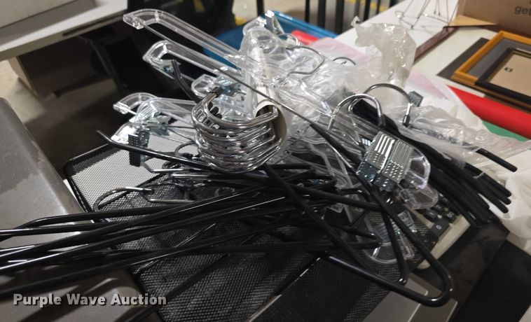 image for item DZ6112 Office equipment