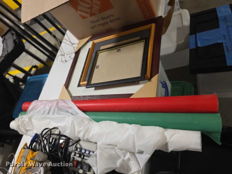 image for item DZ6112 Office equipment