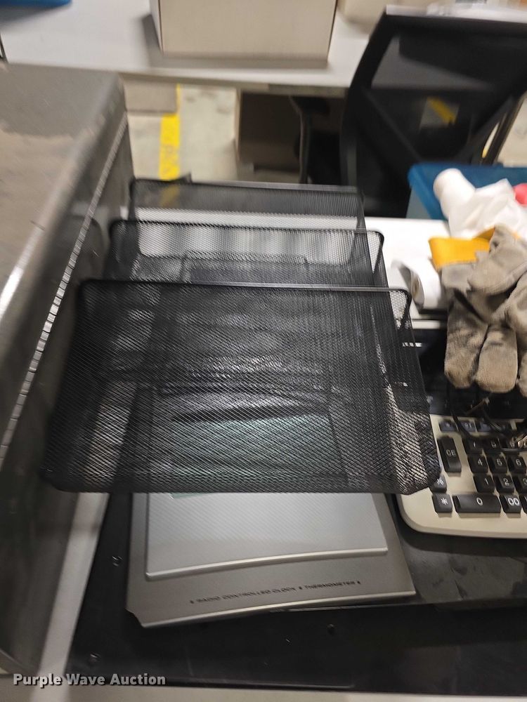 image for item DZ6112 Office equipment