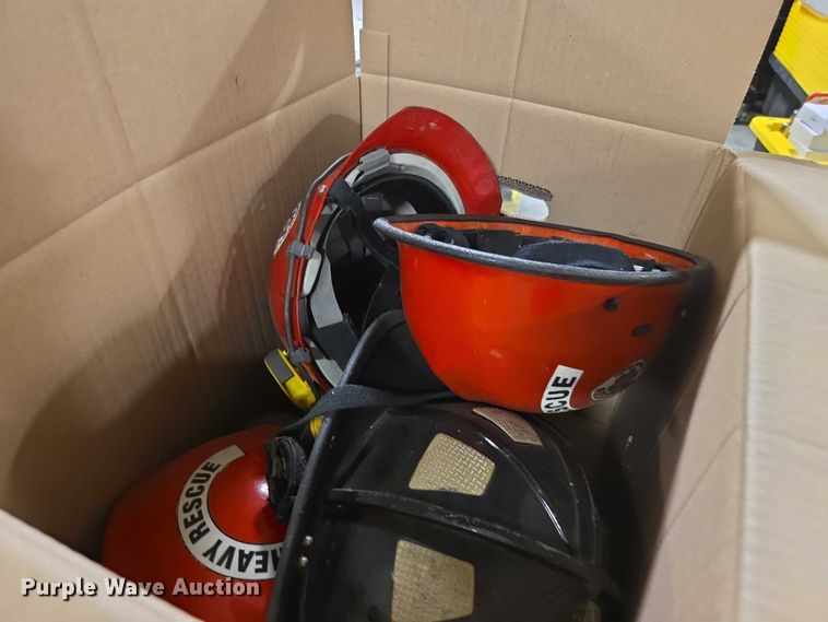 image for item DZ6112 Office equipment