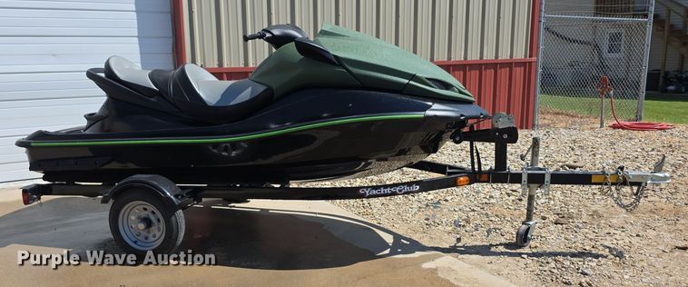 image for item DZ6115 2016 Kawasaki Ultra LX personal watercraft
