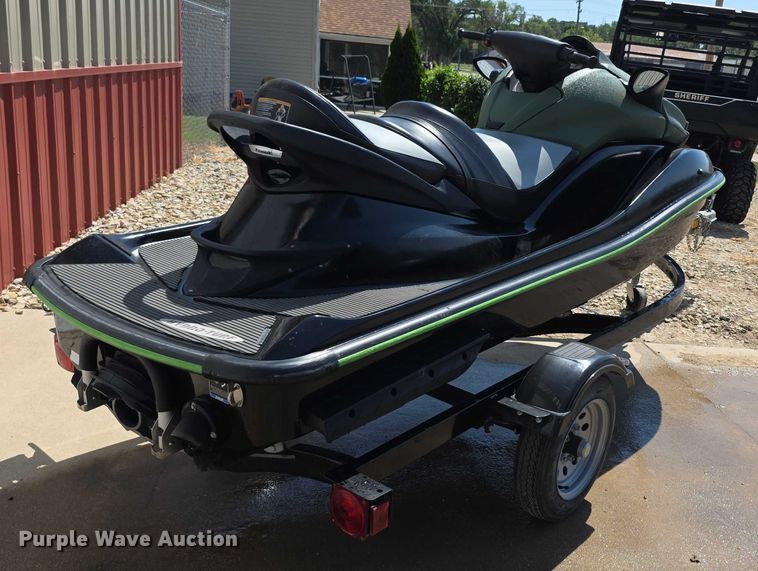 image for item DZ6115 2016 Kawasaki Ultra LX personal watercraft