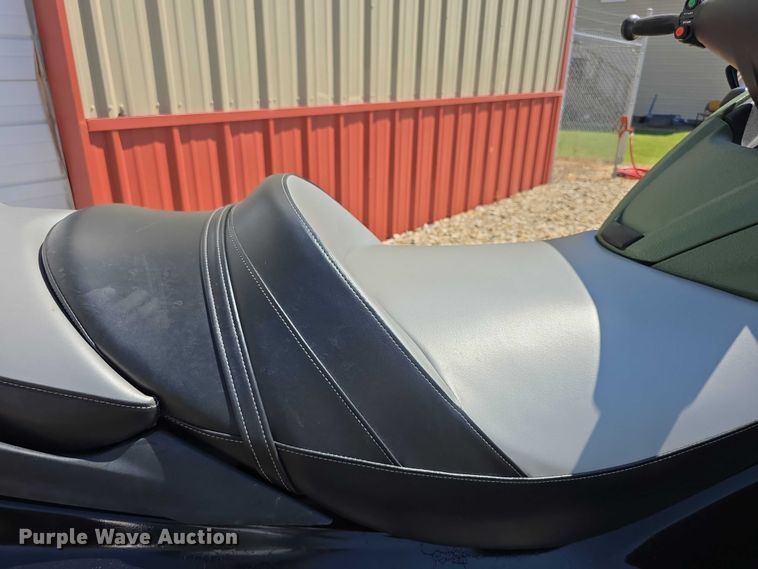 image for item DZ6115 2016 Kawasaki Ultra LX personal watercraft