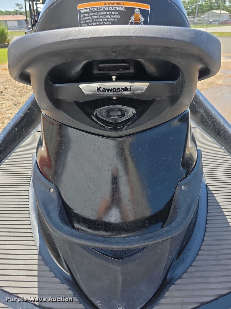 image for item DZ6115 2016 Kawasaki Ultra LX personal watercraft