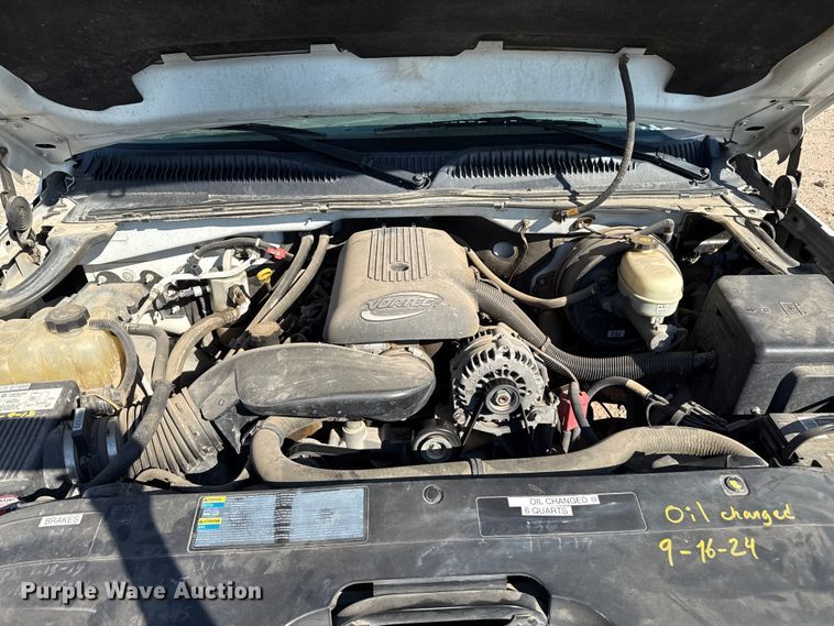 image for item DZ8889 2006 Chevrolet Silverado 1500 pickup truck