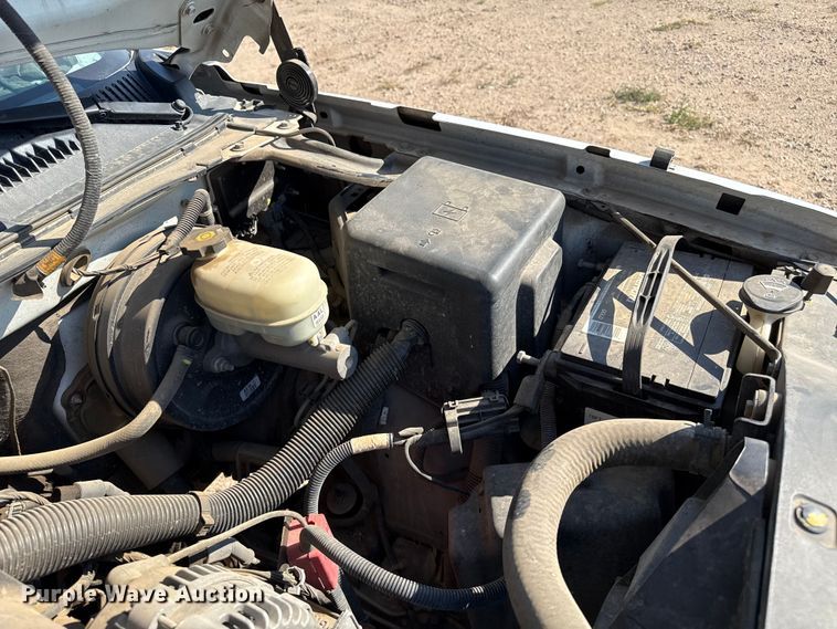 image for item DZ8889 2006 Chevrolet Silverado 1500 pickup truck