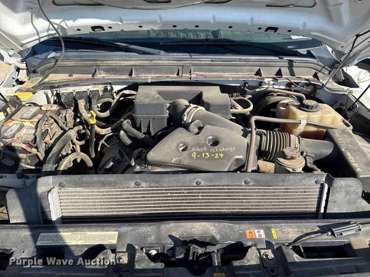 image for item DZ8893 2011 Ford F250 Super Duty Crew Cab utility bed pickup truck