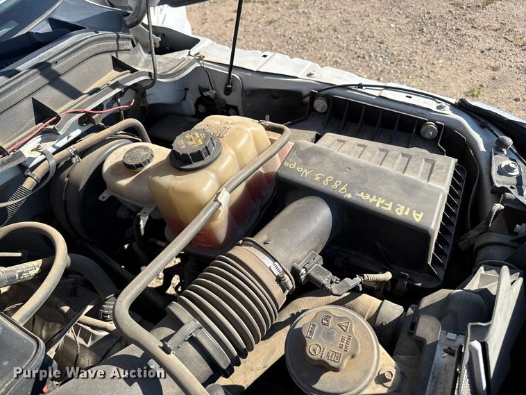 image for item DZ8893 2011 Ford F250 Super Duty Crew Cab utility bed pickup truck