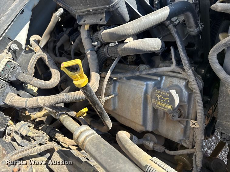 image for item DZ8893 2011 Ford F250 Super Duty Crew Cab utility bed pickup truck