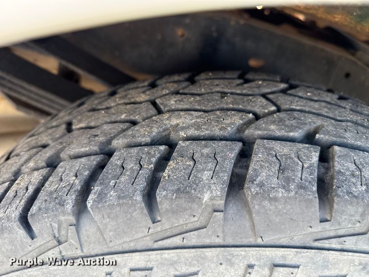 image for item DZ8893 2011 Ford F250 Super Duty Crew Cab utility bed pickup truck