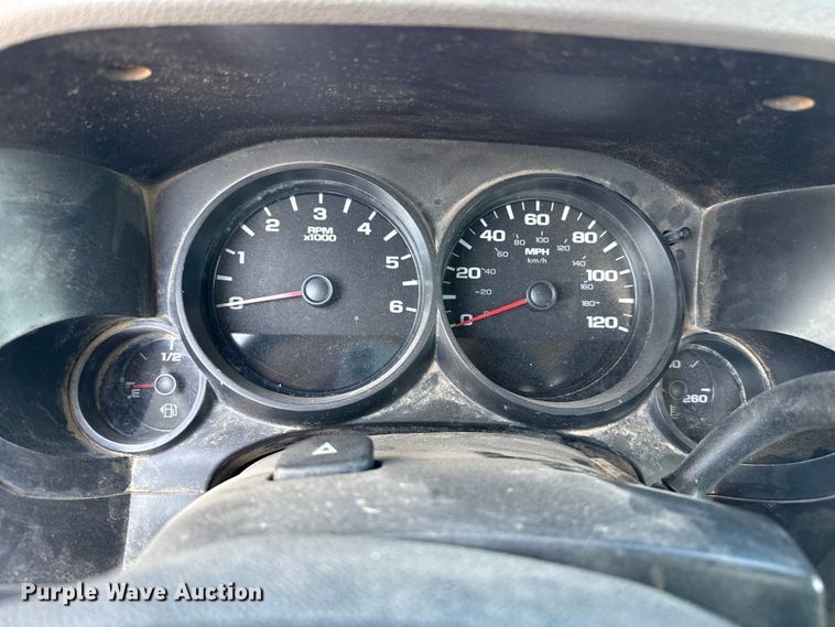 image for item DZ8894 2007 Chevrolet Silverado 1500 pickup truck