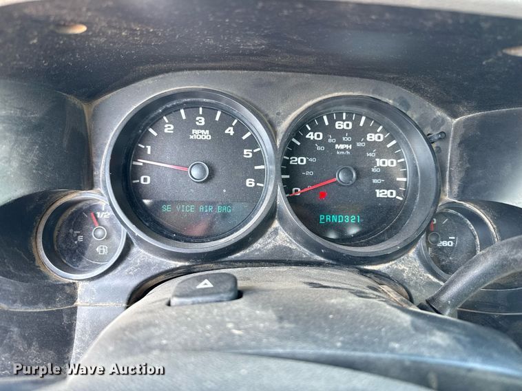 image for item DZ8894 2007 Chevrolet Silverado 1500 pickup truck