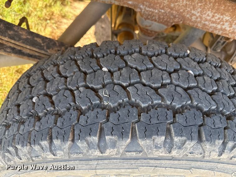 image for item DZ8894 2007 Chevrolet Silverado 1500 pickup truck