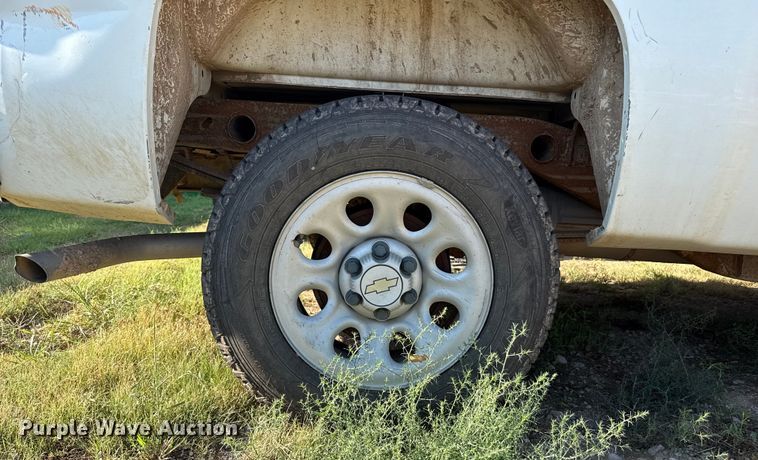 image for item DZ8894 2007 Chevrolet Silverado 1500 pickup truck