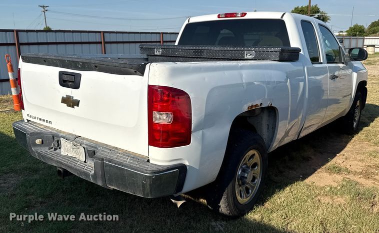 image for item DZ8895 2007 Chevrolet Silverado 1500 Ext. Cab pickup truck