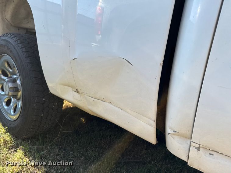 image for item DZ8895 2007 Chevrolet Silverado 1500 Ext. Cab pickup truck