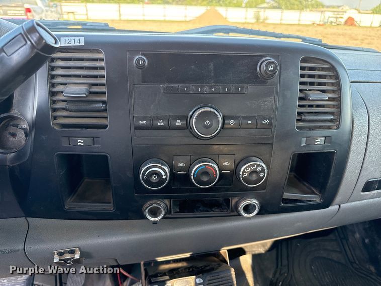 image for item DZ8895 2007 Chevrolet Silverado 1500 Ext. Cab pickup truck