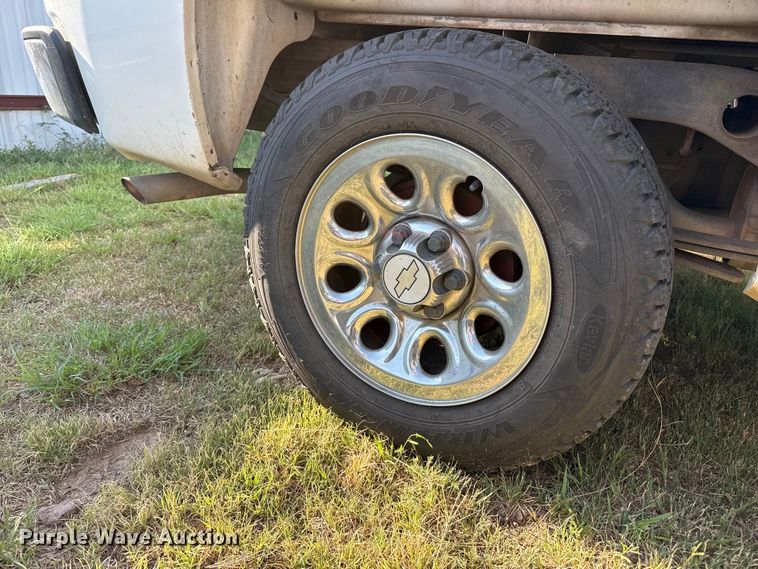 image for item DZ8895 2007 Chevrolet Silverado 1500 Ext. Cab pickup truck