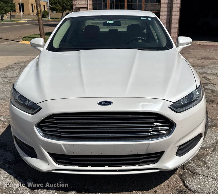 image for item DZ8898 2013 Ford Fusion 