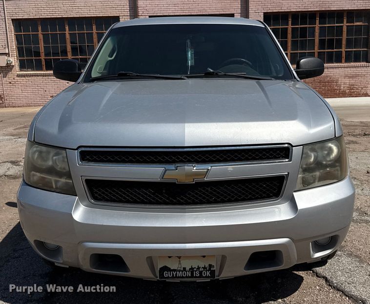 image for item DZ8899 2011 Chevrolet Tahoe Police SUV