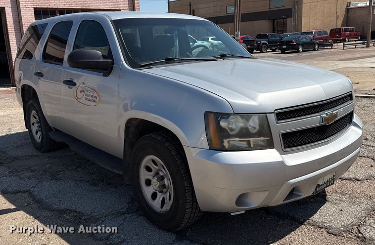 image for item DZ8899 2011 Chevrolet Tahoe Police SUV