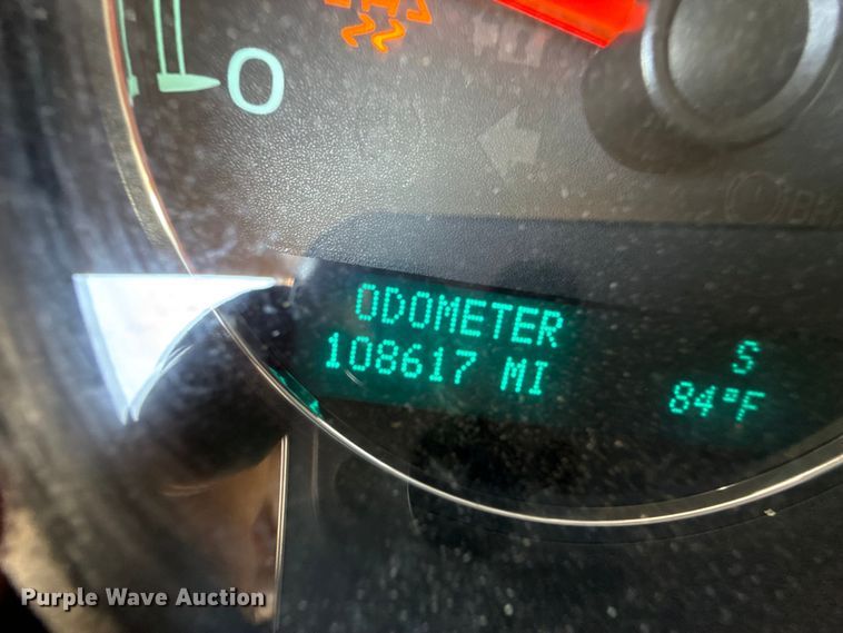 image for item DZ8899 2011 Chevrolet Tahoe Police SUV