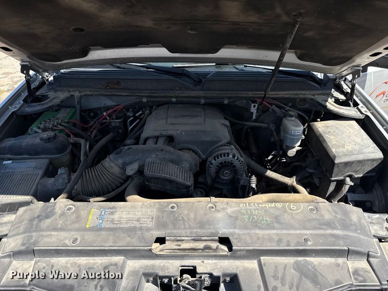 image for item DZ8899 2011 Chevrolet Tahoe Police SUV