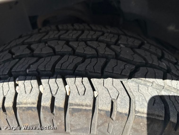 image for item DZ8899 2011 Chevrolet Tahoe Police SUV