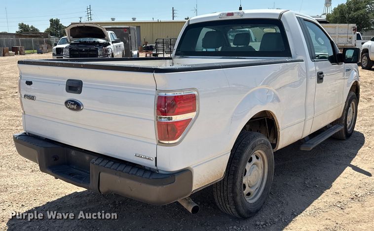 image for item DZ8902 2014 Ford F150 pickup truck